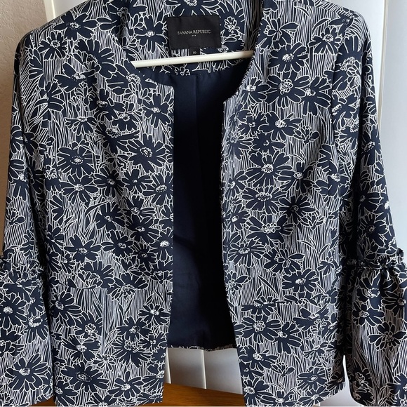 Banana Republic Navy/White Floral Jacket Blazer Size 10 - Picture 9 of 14